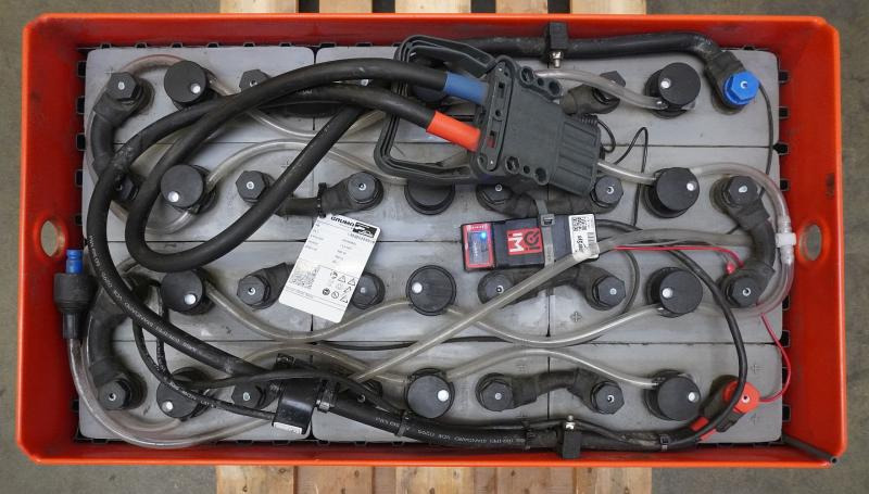 GRUMA 24 Volt 4 TPzS 500 Ah - بطارية: صورة 3 GRUMA 24 Volt 4 TPzS 500 Ah - بطارية: صورة 3