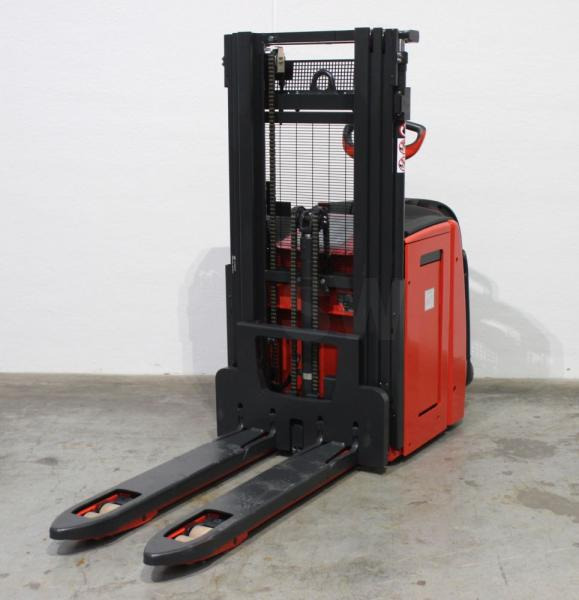 Linde D 12 AP 1173-01 - آلة التكديس: صورة 3 Linde D 12 AP 1173-01 - آلة التكديس: صورة 3