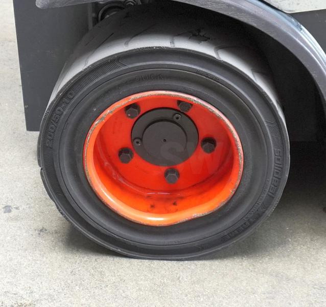 Linde E 18 L EVO 386-02 - رافعة شوكية كهربائية: صورة 5 Linde E 18 L EVO 386-02 - رافعة شوكية كهربائية: صورة 5