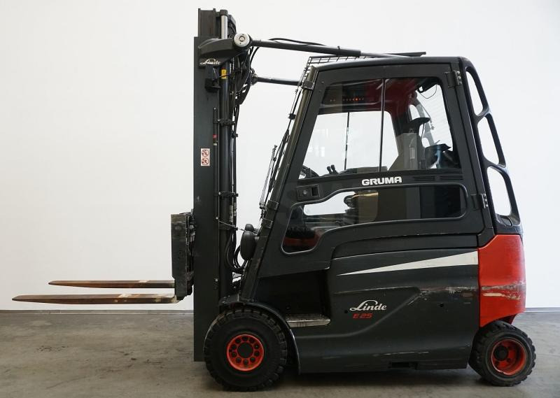 Linde E 25/600 HL 387 - رافعة شوكية كهربائية: صورة 4 Linde E 25/600 HL 387 - رافعة شوكية كهربائية: صورة 4