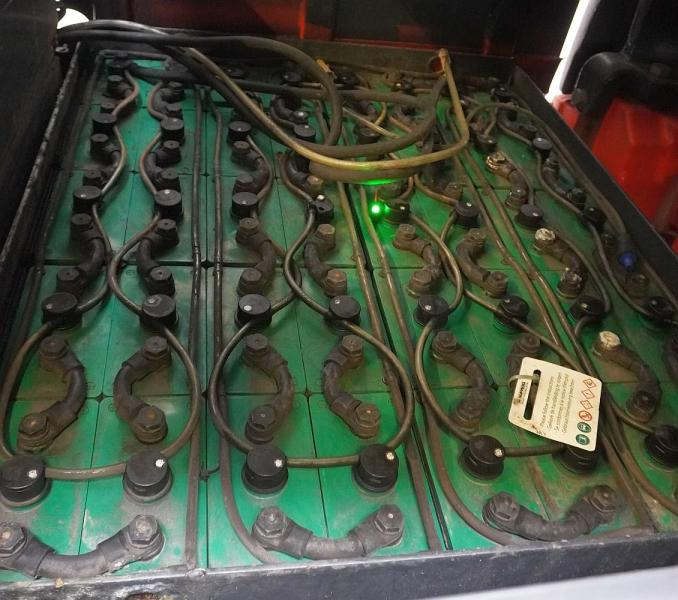 Linde E 40/600 H 388 - رافعة شوكية كهربائية: صورة 5 Linde E 40/600 H 388 - رافعة شوكية كهربائية: صورة 5