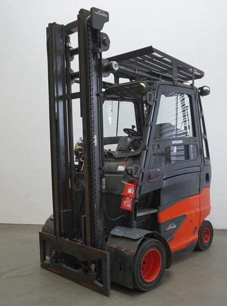 Linde E 40/600 H 388 - رافعة شوكية كهربائية: صورة 1 Linde E 40/600 H 388 - رافعة شوكية كهربائية: صورة 1