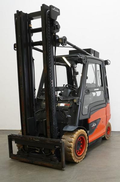 Linde E 45/600 H 388 - رافعة شوكية كهربائية: صورة 1 Linde E 45/600 H 388 - رافعة شوكية كهربائية: صورة 1