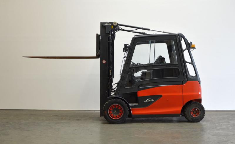 Linde E 50 HL 388 - رافعة شوكية كهربائية: صورة 4 Linde E 50 HL 388 - رافعة شوكية كهربائية: صورة 4