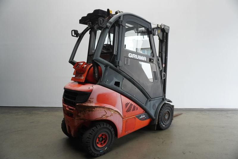 Linde H 25 T/600 EVO 393-02 - رافعة شوكية تعمل بالغاز: صورة 2 Linde H 25 T/600 EVO 393-02 - رافعة شوكية تعمل بالغاز: صورة 2