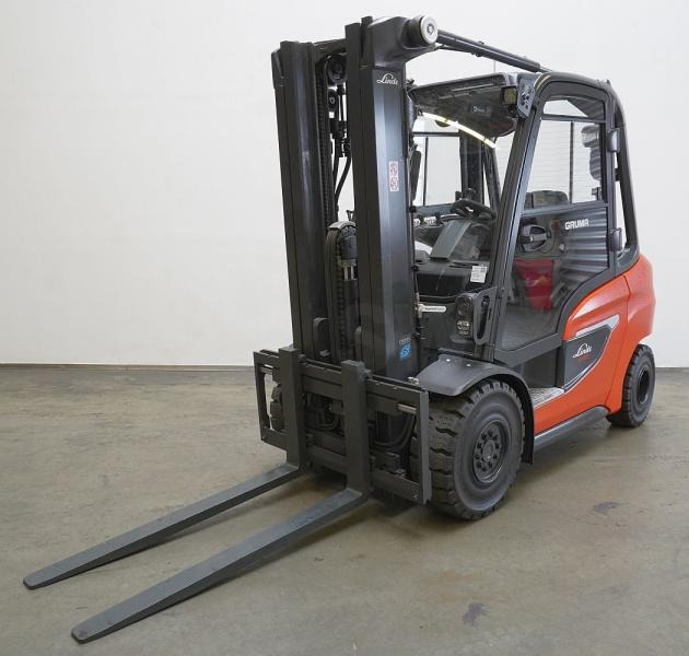 Linde H 30 D 1202 - رافعة شوكية ديزل: صورة 1 Linde H 30 D 1202 - رافعة شوكية ديزل: صورة 1