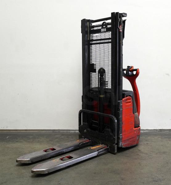 Linde L 10 379 - آلة التكديس: صورة 2 Linde L 10 379 - آلة التكديس: صورة 2