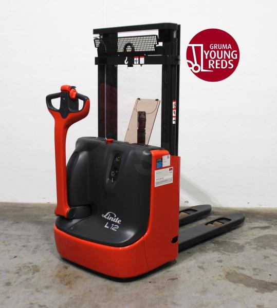 Linde L 12 1172 - آلة التكديس: صورة 1 Linde L 12 1172 - آلة التكديس: صورة 1
