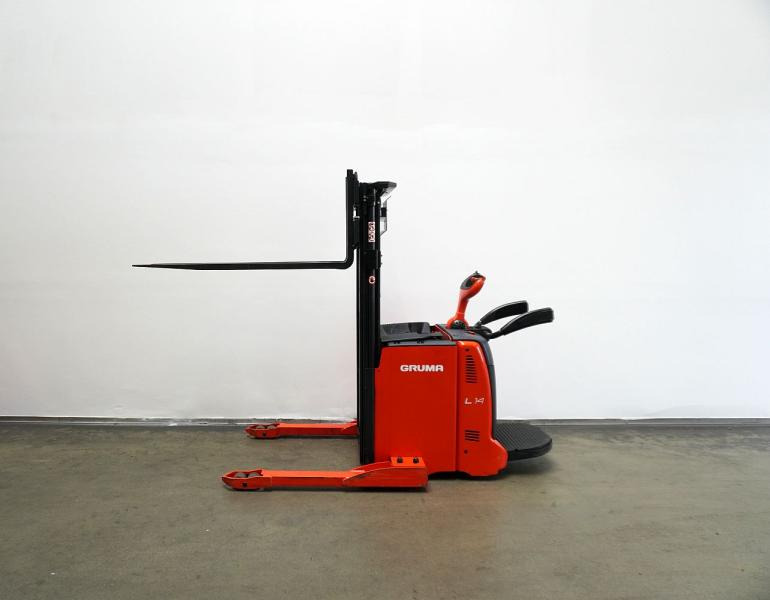 Linde L 14 AS AP 131 - آلة التكديس: صورة 4 Linde L 14 AS AP 131 - آلة التكديس: صورة 4