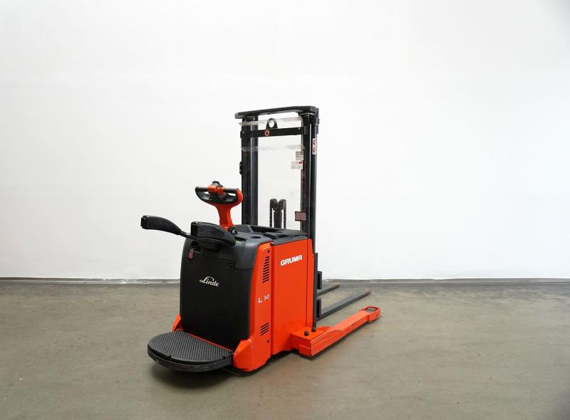 Linde L 14 AS AP 131 - آلة التكديس: صورة 1 Linde L 14 AS AP 131 - آلة التكديس: صورة 1
