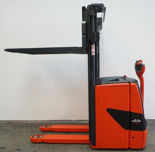 Linde L 20 1173 - آلة التكديس: صورة 3 Linde L 20 1173 - آلة التكديس: صورة 3