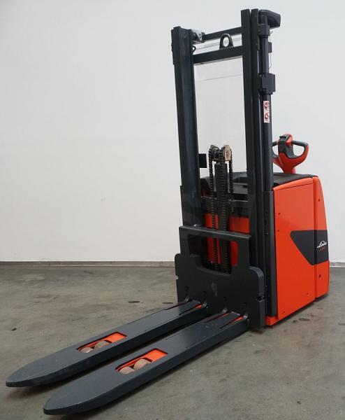 Linde L 20 1173 - آلة التكديس: صورة 2 Linde L 20 1173 - آلة التكديس: صورة 2