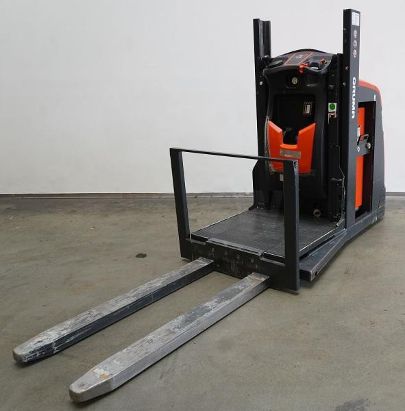 Linde V 10 5212 - آلة إعداد الطلب: صورة 2 Linde V 10 5212 - آلة إعداد الطلب: صورة 2