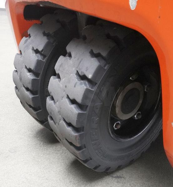 رافعة شوكية كهربائية Toyota 8FBE16T: صورة 7