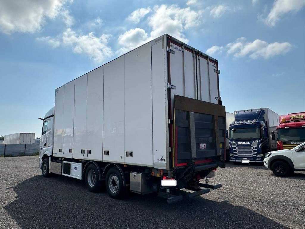 Mercedes-Benz Actros 2553 serie 7795 - شاحنة الفريزر: صورة 5 Mercedes-Benz Actros 2553 serie 7795 - شاحنة الفريزر: صورة 5