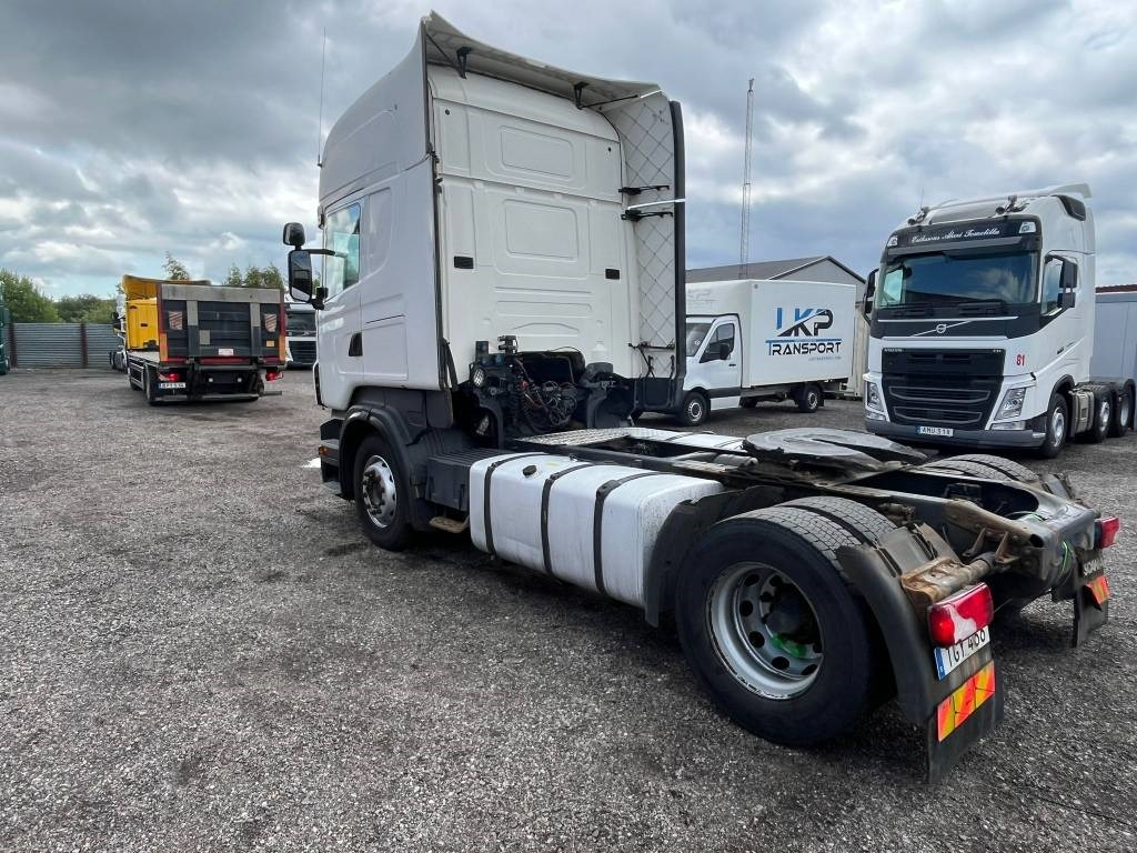 Scania R 400 SERIE NR 3647 - وحدة جر: صورة 5 Scania R 400 SERIE NR 3647 - وحدة جر: صورة 5