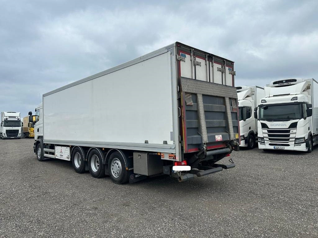 Scania R410LB8X4*HNB serie 9909 - شاحنة الفريزر: صورة 5 Scania R410LB8X4*HNB serie 9909 - شاحنة الفريزر: صورة 5