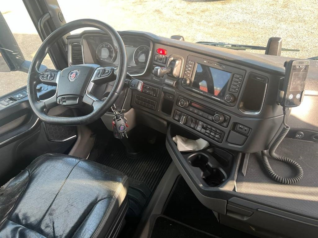 Scania R500 B 6X2*4 NB serie 5069 - شاحنة الفريزر: صورة 5 Scania R500 B 6X2*4 NB serie 5069 - شاحنة الفريزر: صورة 5