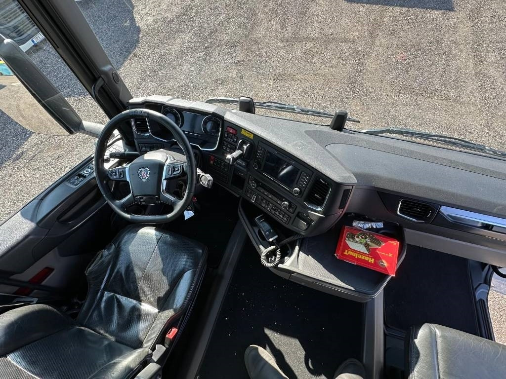 Scania R500B6X2*4NB serie 2541 - شاحنة الفريزر: صورة 3 Scania R500B6X2*4NB serie 2541 - شاحنة الفريزر: صورة 3