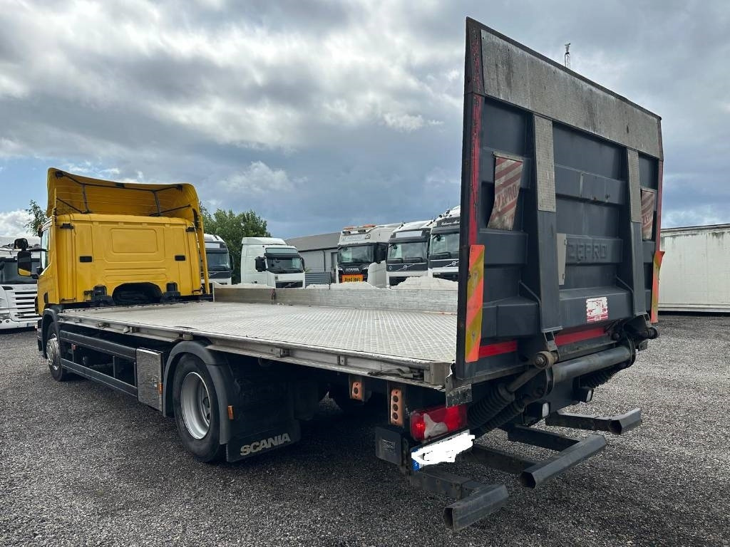 Scania SCANIA P250LB4X2MLB SERIE NR 05923 - شاحنات مسطحة: صورة 4 Scania SCANIA P250LB4X2MLB SERIE NR 05923 - شاحنات مسطحة: صورة 4