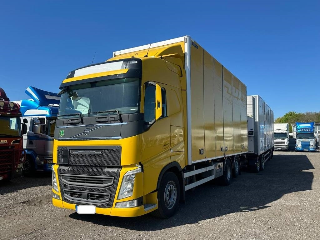 Volvo FH 6*2 serie 1167 - شاحنة مقفلة: صورة 1 Volvo FH 6*2 serie 1167 - شاحنة مقفلة: صورة 1