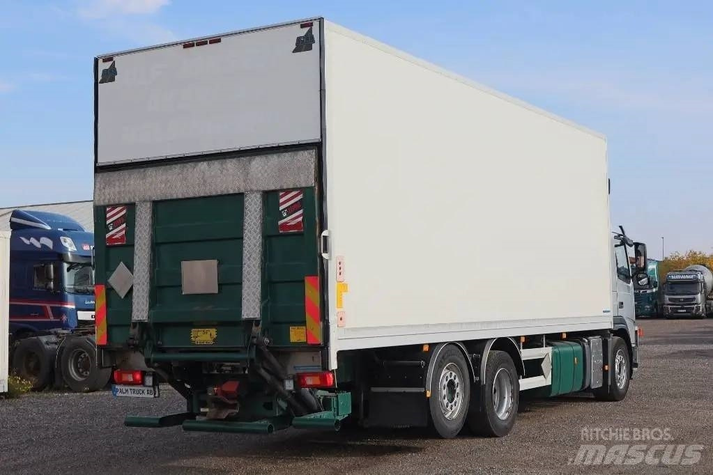 Volvo FM-440 6*2 Serie 8137 - شاحنة الفريزر: صورة 4 Volvo FM-440 6*2 Serie 8137 - شاحنة الفريزر: صورة 4