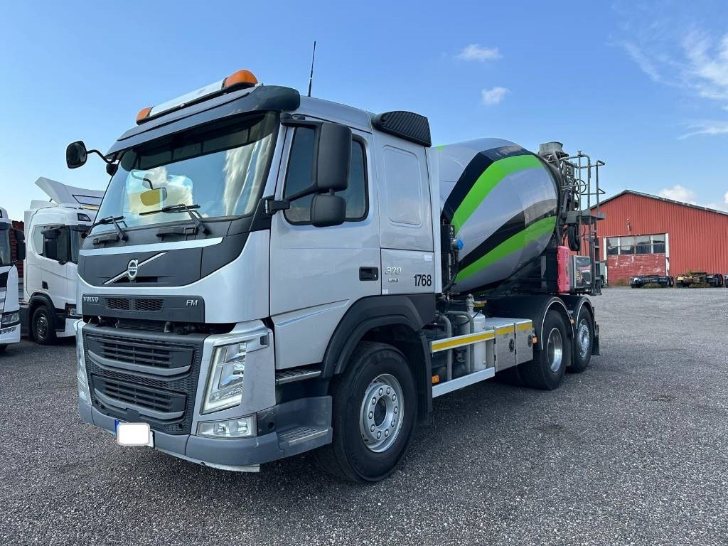 Volvo FM 6*2 370 serie 8607 - شاحنة خلاطة خرسانة: صورة 1 Volvo FM 6*2 370 serie 8607 - شاحنة خلاطة خرسانة: صورة 1