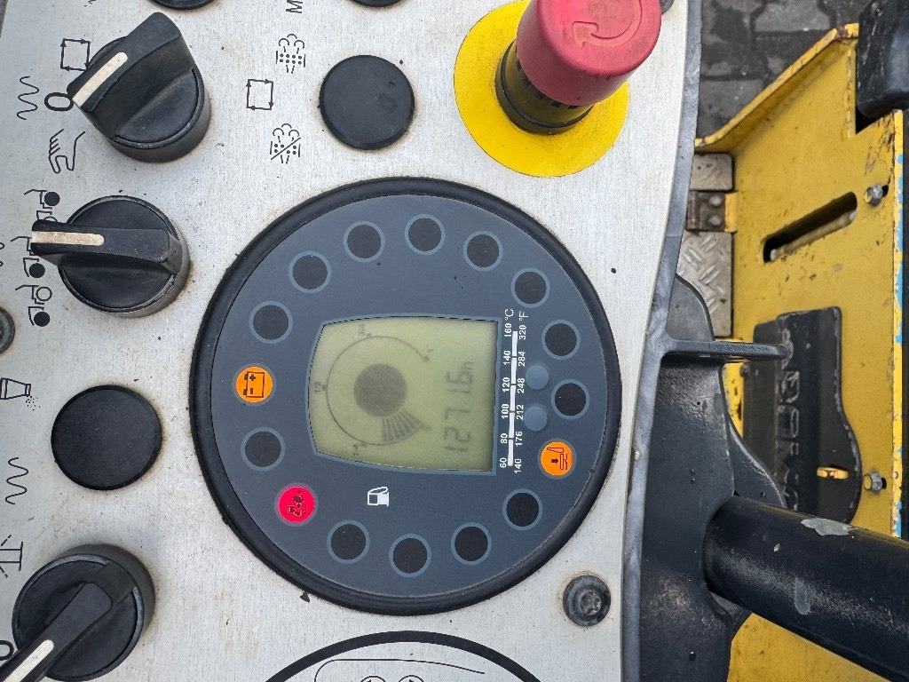 Bomag BW 80 AD-5 - مدحلة اسفلت: صورة 4 Bomag BW 80 AD-5 - مدحلة اسفلت: صورة 4