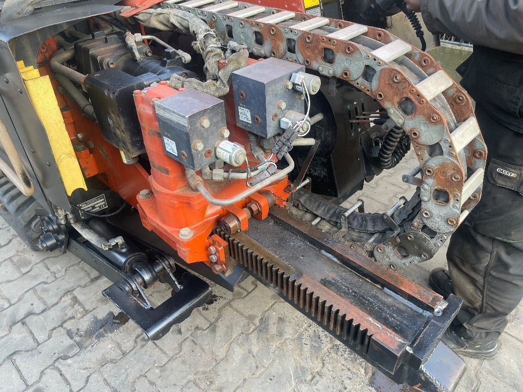 آلة حفر موجهة Ditch Witch JT 2020 Mach 1: صورة 24