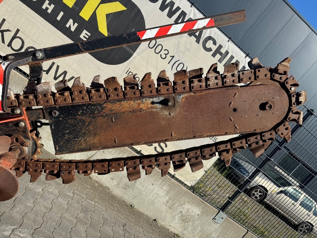 Ditch Witch RT 40 - حفارة الخنادق: صورة 5 Ditch Witch RT 40 - حفارة الخنادق: صورة 5