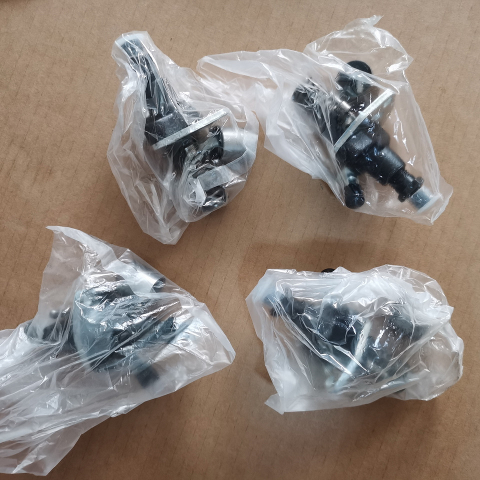 KOOP ENGINE KD192FC Original Fuel Injector - حاقن - اللودر بعجل: صورة 2 KOOP ENGINE KD192FC Original Fuel Injector - حاقن - اللودر بعجل: صورة 2