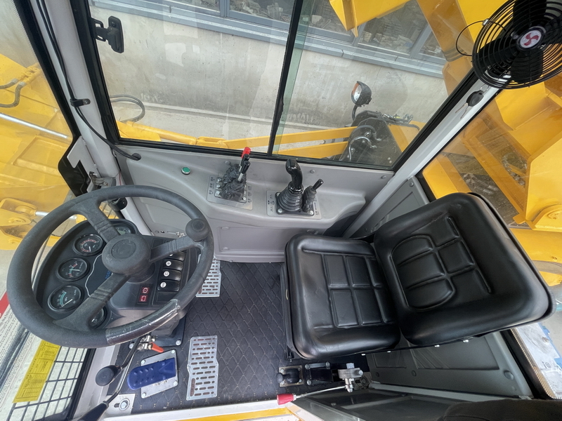 جديدة شاحنة خلاطة خرسانة QINGDAO PROMISING 3.5CBM Concrete Mixer Truck with Self-Loading Bucket CML350: صورة 7