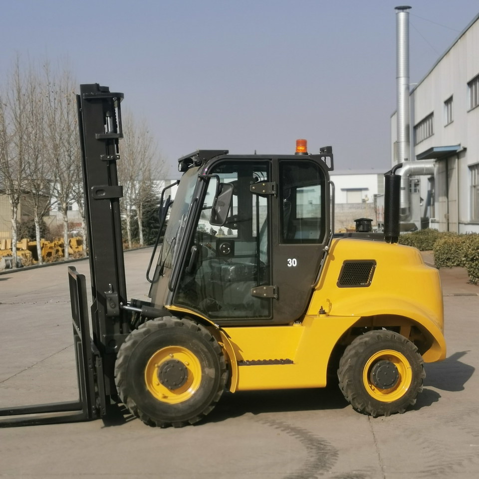 QINGDAO PROMISING 3T 4WD Rough Terrain Forklift CPCD30 - رافعة شوكية للأرض الوعرة: صورة 5 QINGDAO PROMISING 3T 4WD Rough Terrain Forklift CPCD30 - رافعة شوكية للأرض الوعرة: صورة 5