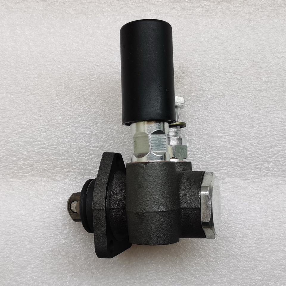 Qingdao Promising Fuel Feed Pump for Wheel Loader Spare Parts - مضخة وقود - اللودر بعجل: صورة 2 Qingdao Promising Fuel Feed Pump for Wheel Loader Spare Parts - مضخة وقود - اللودر بعجل: صورة 2