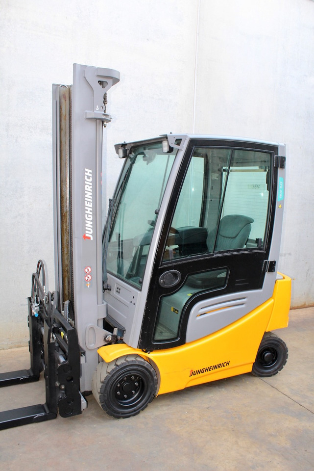 Jungheinrich EFG 318k 370 ZT - رافعة شوكية كهربائية: صورة 3 Jungheinrich EFG 318k 370 ZT - رافعة شوكية كهربائية: صورة 3