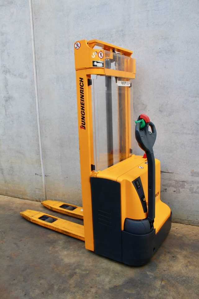 Jungheinrich EJC 110 290 ZT - آلة التكديس: صورة 1 Jungheinrich EJC 110 290 ZT - آلة التكديس: صورة 1