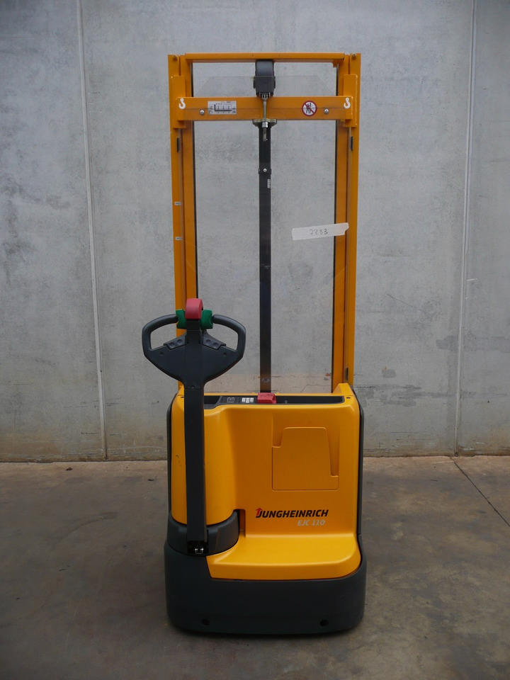 Jungheinrich EJC 110 360 ZT - آلة التكديس: صورة 5 Jungheinrich EJC 110 360 ZT - آلة التكديس: صورة 5
