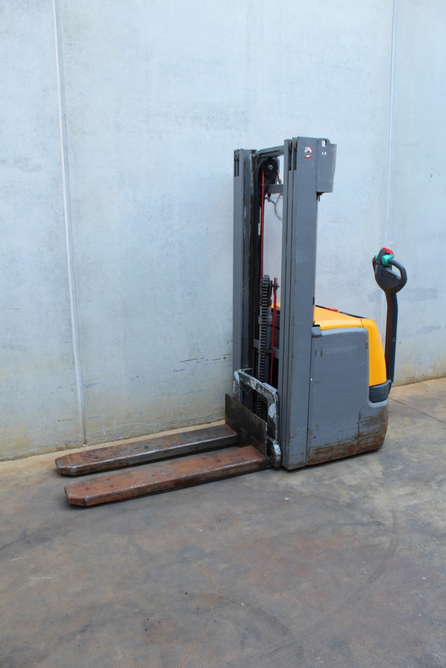 Jungheinrich EJC 214 430 DZ - آلة التكديس: صورة 2 Jungheinrich EJC 214 430 DZ - آلة التكديس: صورة 2