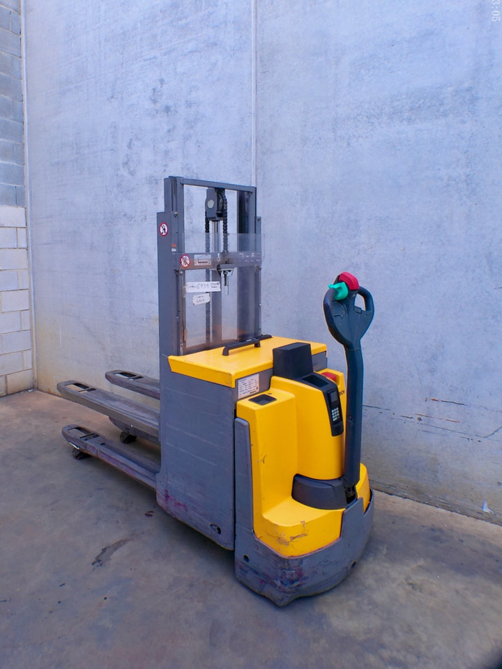 Jungheinrich EJD 220 201 ZT - آلة التكديس: صورة 1 Jungheinrich EJD 220 201 ZT - آلة التكديس: صورة 1