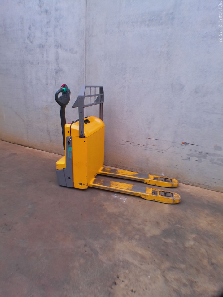 Jungheinrich EJE 116 LI-ION - شاحنة باليت: صورة 4 Jungheinrich EJE 116 LI-ION - شاحنة باليت: صورة 4