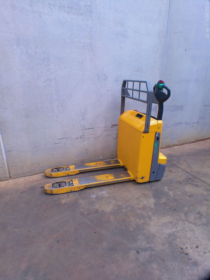 Jungheinrich EJE 116 LI-ION - شاحنة باليت: صورة 2 Jungheinrich EJE 116 LI-ION - شاحنة باليت: صورة 2