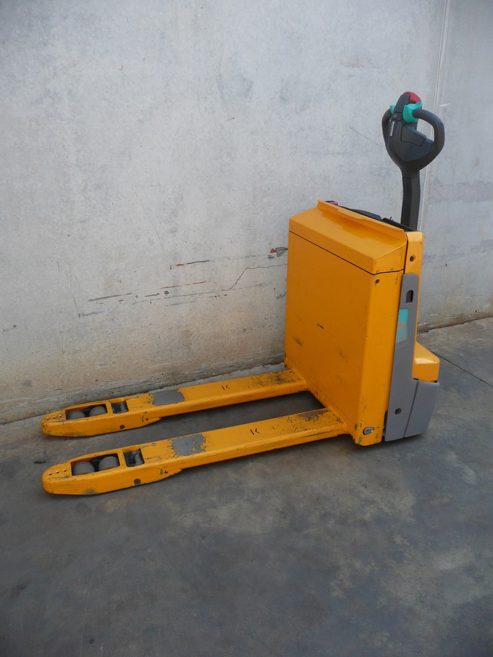 Jungheinrich EJE 116i LI-ION - شاحنة باليت: صورة 2 Jungheinrich EJE 116i LI-ION - شاحنة باليت: صورة 2