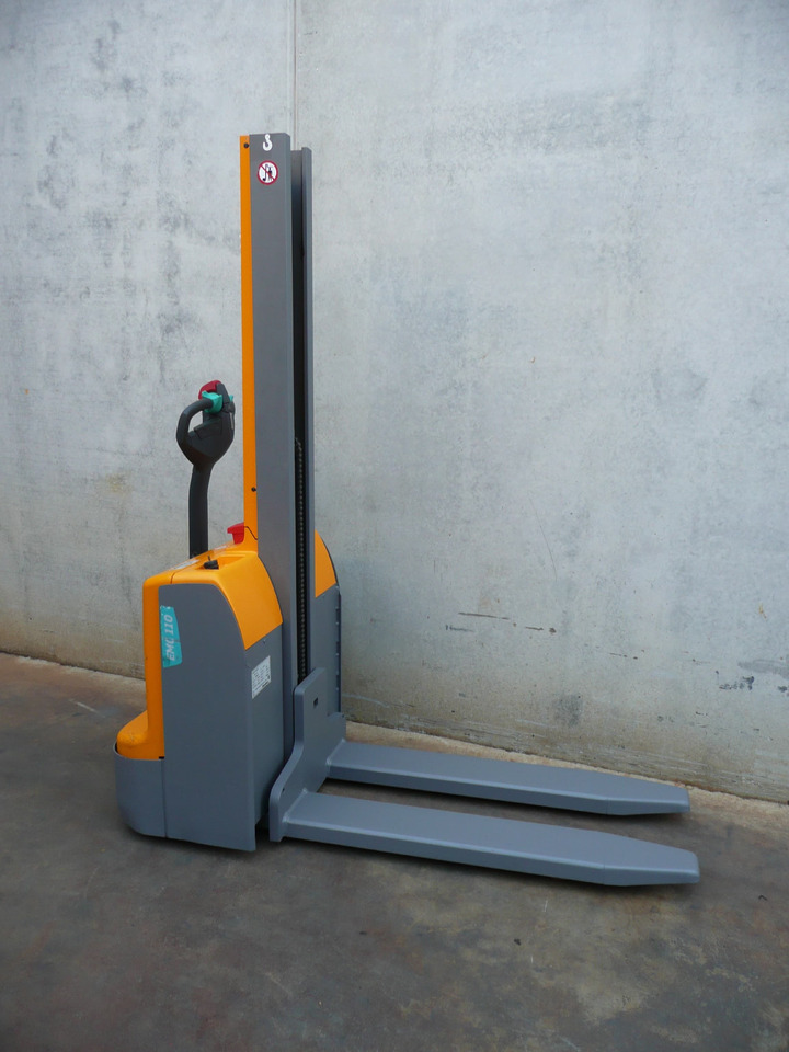 Jungheinrich EMC 110 154 E - آلة التكديس: صورة 4 Jungheinrich EMC 110 154 E - آلة التكديس: صورة 4