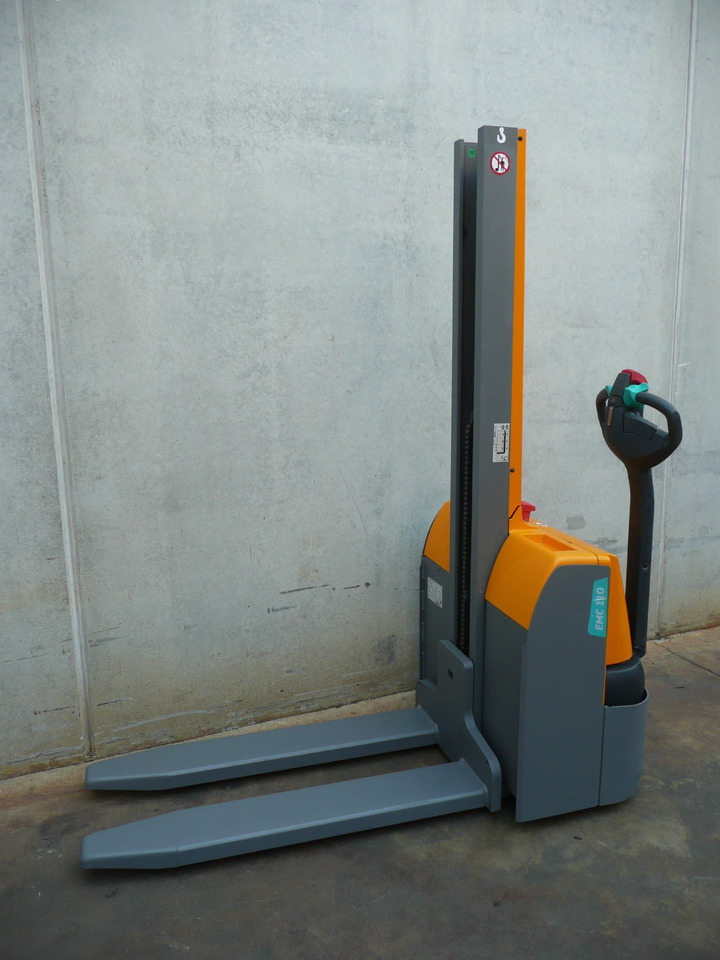 Jungheinrich EMC 110 154 E - آلة التكديس: صورة 2 Jungheinrich EMC 110 154 E - آلة التكديس: صورة 2