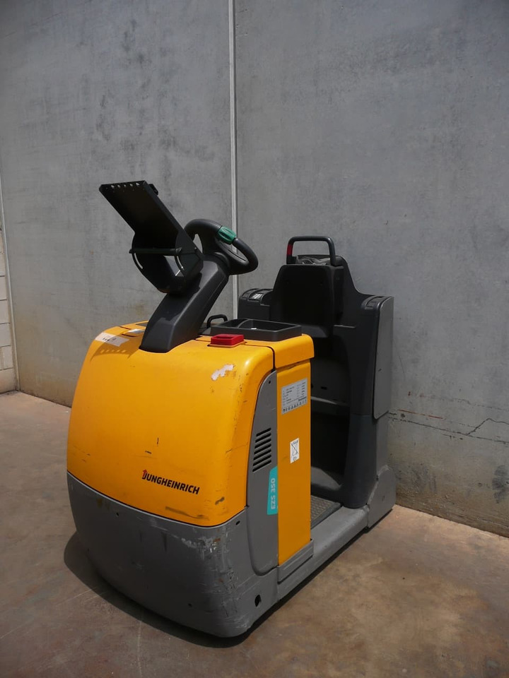 Jungheinrich EZS 350 - جرار السحب الكهربائي: صورة 1 Jungheinrich EZS 350 - جرار السحب الكهربائي: صورة 1