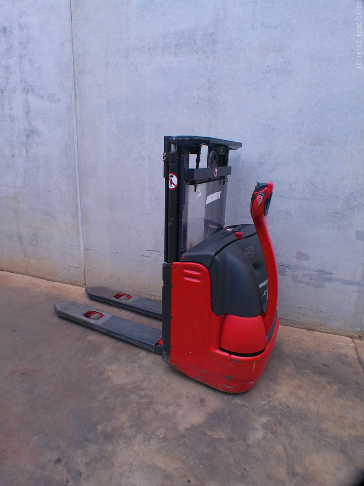 Linde L 10 - آلة التكديس: صورة 1 Linde L 10 - آلة التكديس: صورة 1