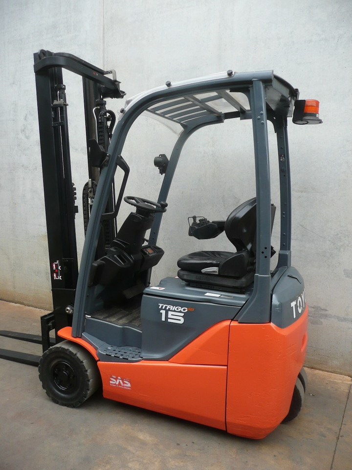 Toyota 8FBE15T - رافعة شوكية كهربائية: صورة 4 Toyota 8FBE15T - رافعة شوكية كهربائية: صورة 4