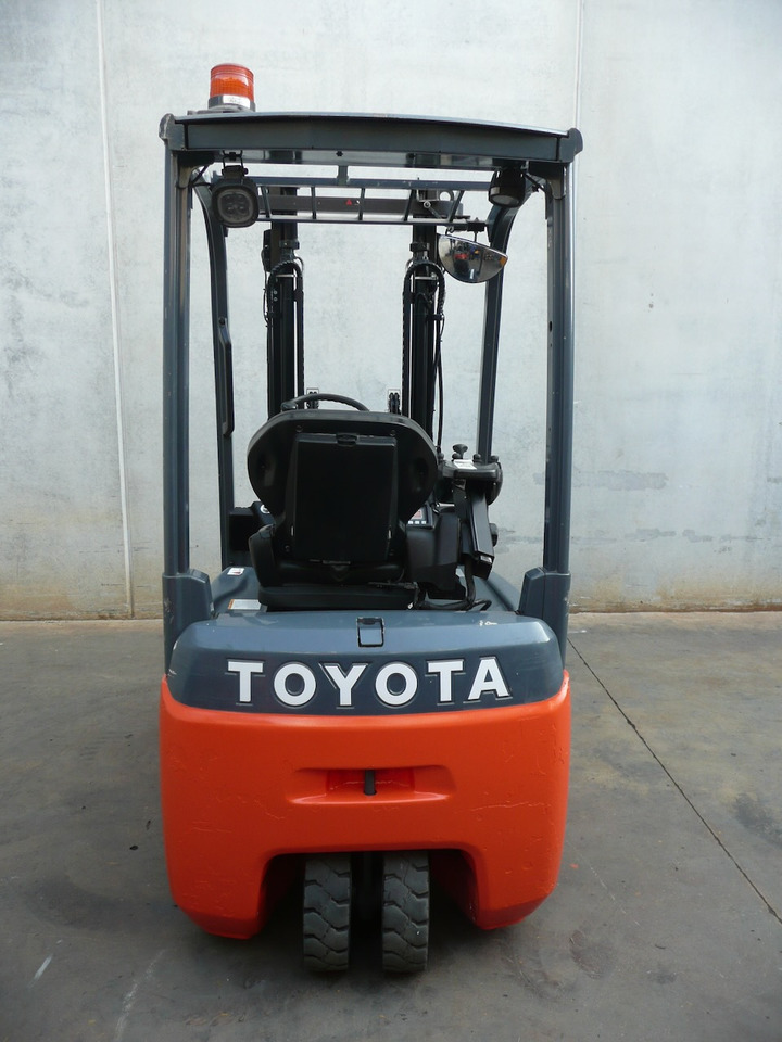 رافعة شوكية كهربائية Toyota 8FBE15T: صورة 6 رافعة شوكية كهربائية Toyota 8FBE15T: صورة 6