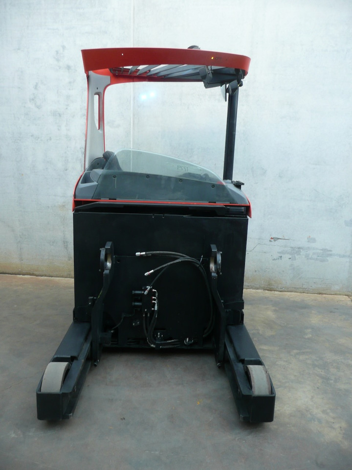 Toyota RRE 160 - شاحنة مناوِلة: صورة 5 Toyota RRE 160 - شاحنة مناوِلة: صورة 5