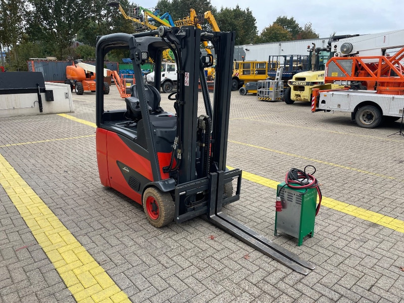 Linde E 16 H-02 - رافعة شوكية كهربائية: صورة 4 Linde E 16 H-02 - رافعة شوكية كهربائية: صورة 4